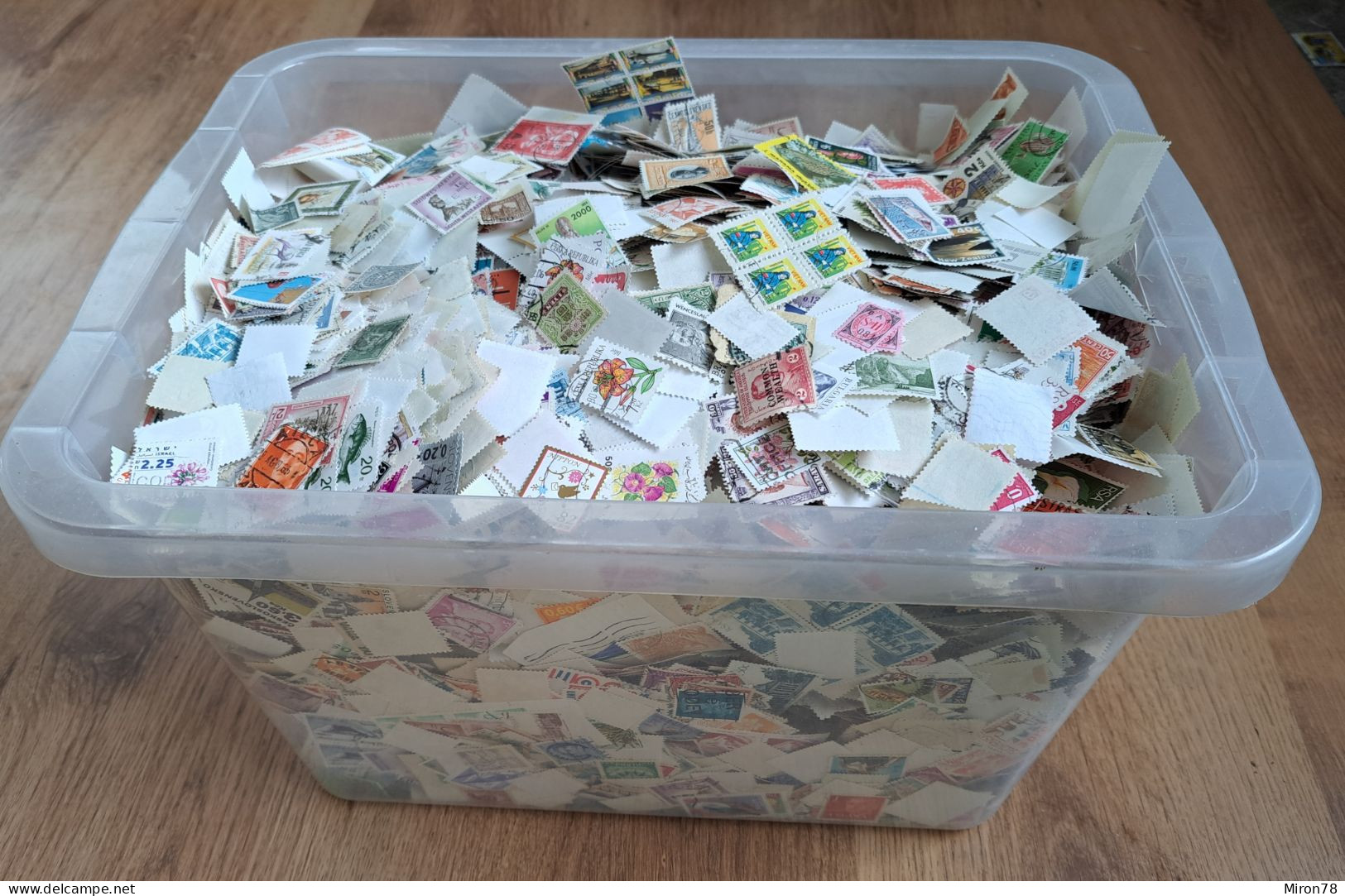 STAMP WORLD WIDE 90gr Lot Off Paper Kiloware Philatelic Collection Used 1000-1500pcs - Mezclas (min 1000 Sellos)