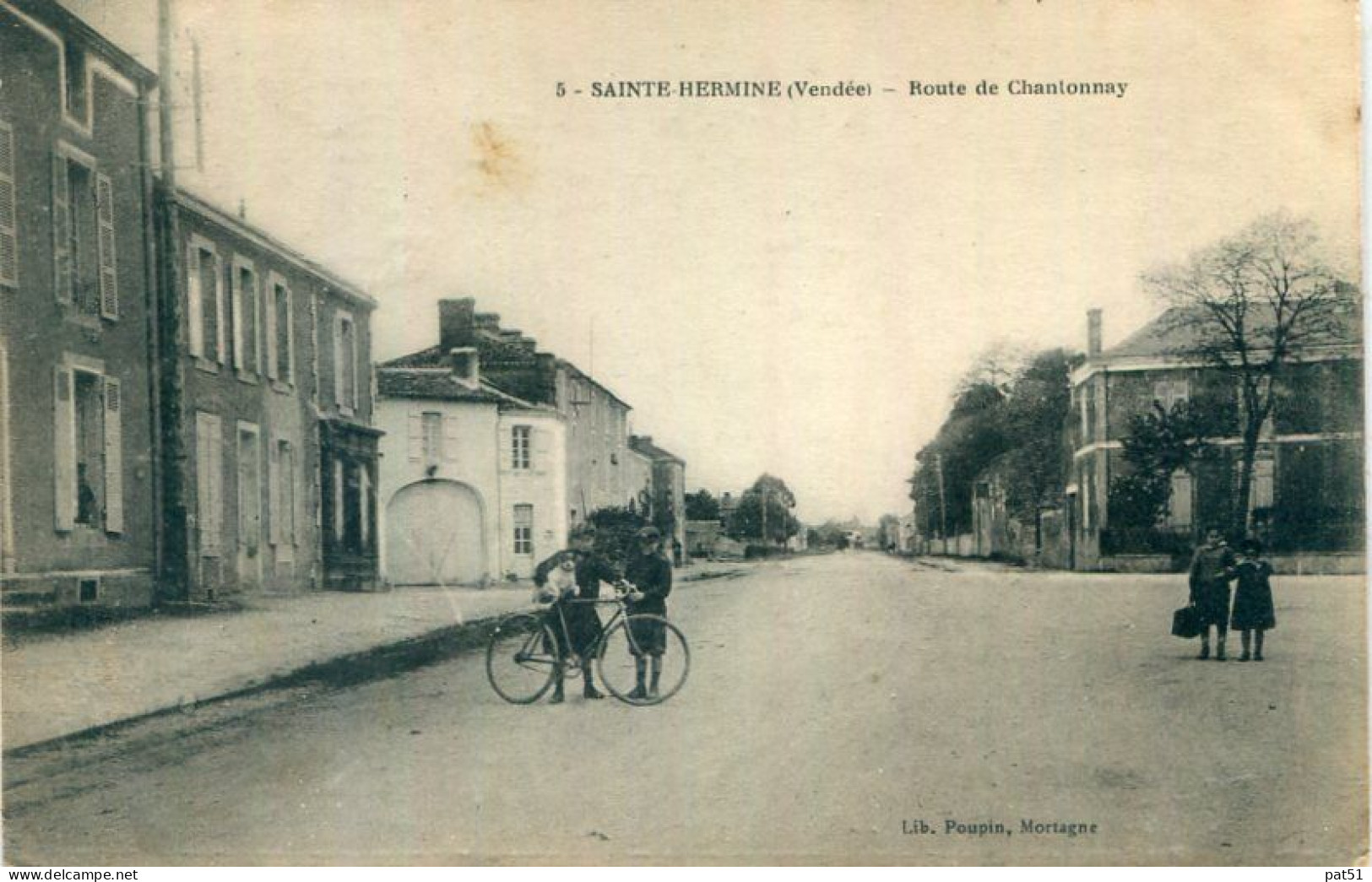 85 - Sainte Hermine : Route De Chantonnay - Sainte Hermine