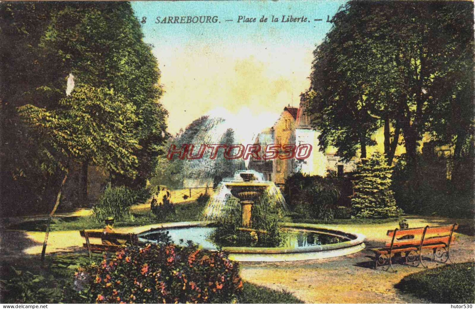 CPA SARREGUEMINES - MOSELLE - PLACE DE LA LIBERTE - Sarreguemines