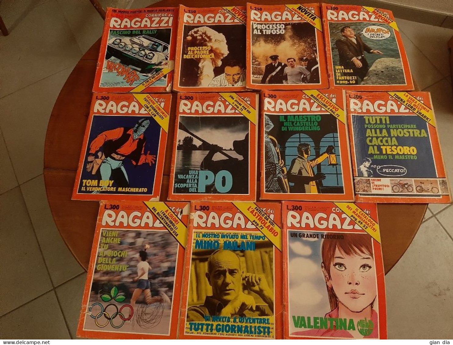 CORRIERE DEI RAGAZZI.Corsera.1976.Lotto Di 24.Inserti.MANARA. MANIFESTI SQUADRE CALCIO .SEQUENZA - Corriere Dei Piccoli