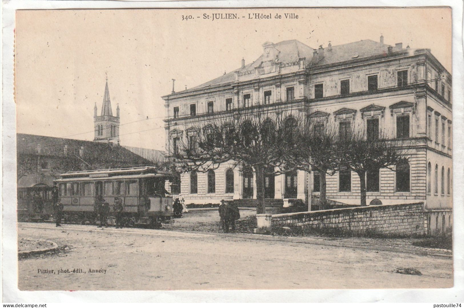 CPA :  14 X 9  -  ST-JULIEN  -  L'Hôtel De Ville - Saint-Julien-en-Genevois