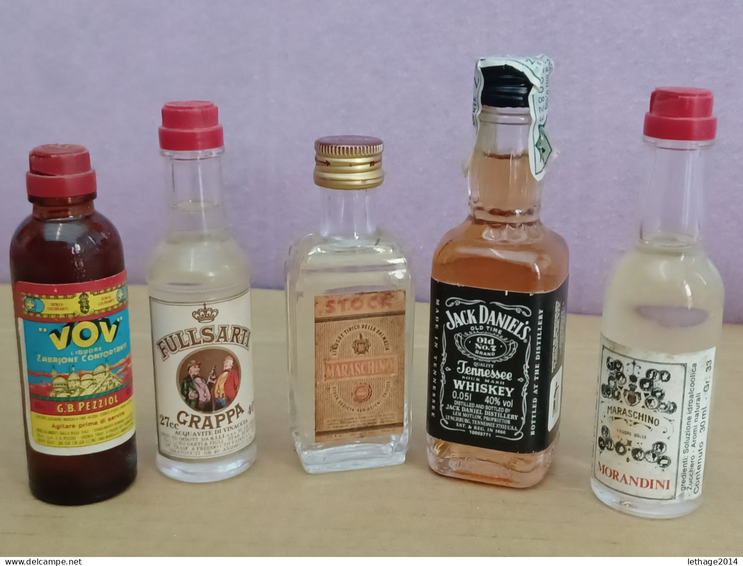 ALCOHOL BOTTLES 51 COLLECTABLE PIECES MANY BRANDS 14 SCANNERS