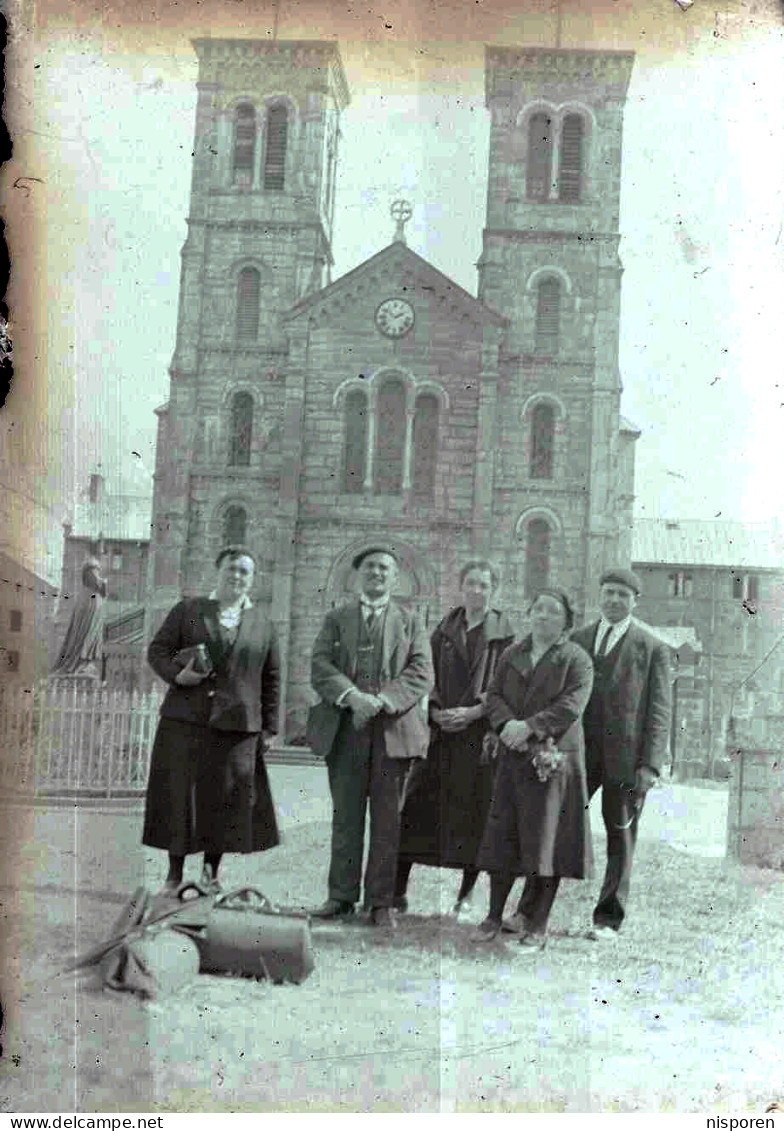 Sanctuaire De Notre Dame De La Salette - Pelerins - Glasdias