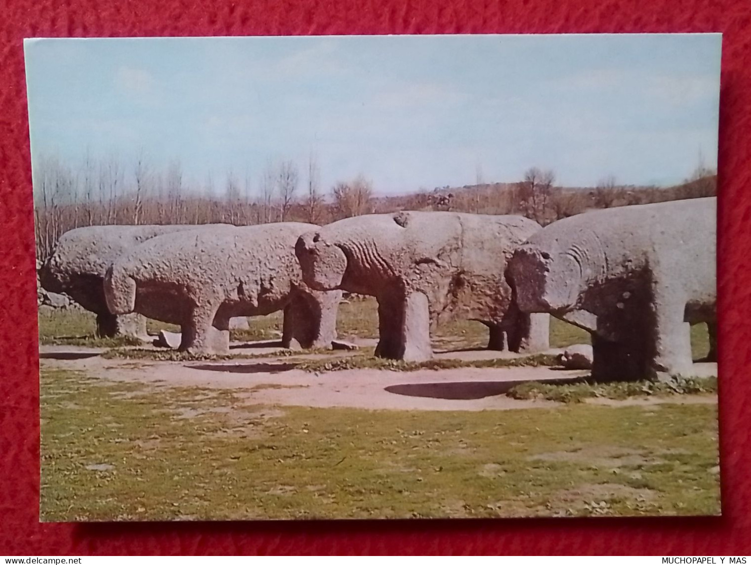 POSTAL POST CARD ÁVILA ARTE PREHISTÓRICO ESPAÑOL TOROS DE GUISANDO BULLS...ESCULTURAS EN GRANITO....TAUREAUX..CELTÍBEROS - Ávila