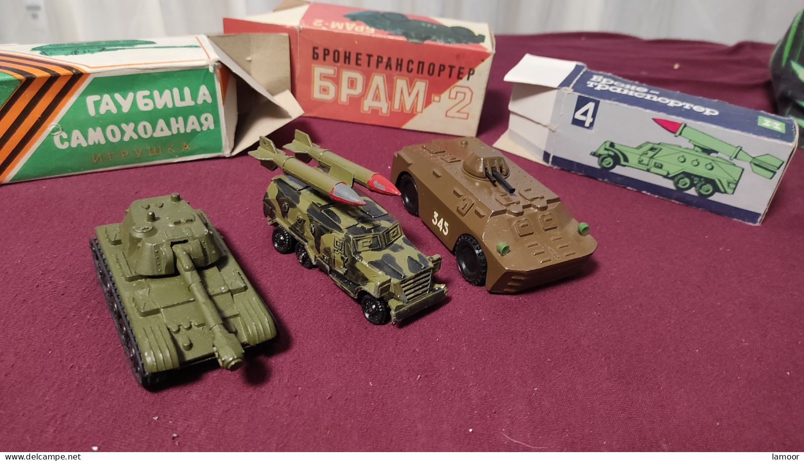 Metall  Modell Panzer 1:78 Russland Drei  Stück - Panzer