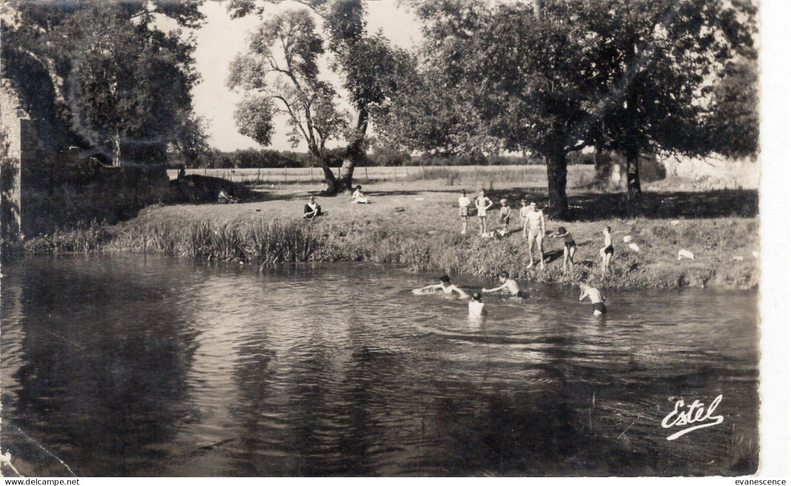 Tuffe : La Baignade  Au Moulin Du Bateau ( SM Petit Format)     ///   Ref.  Mars 24 :  BO 72 - Tuffe