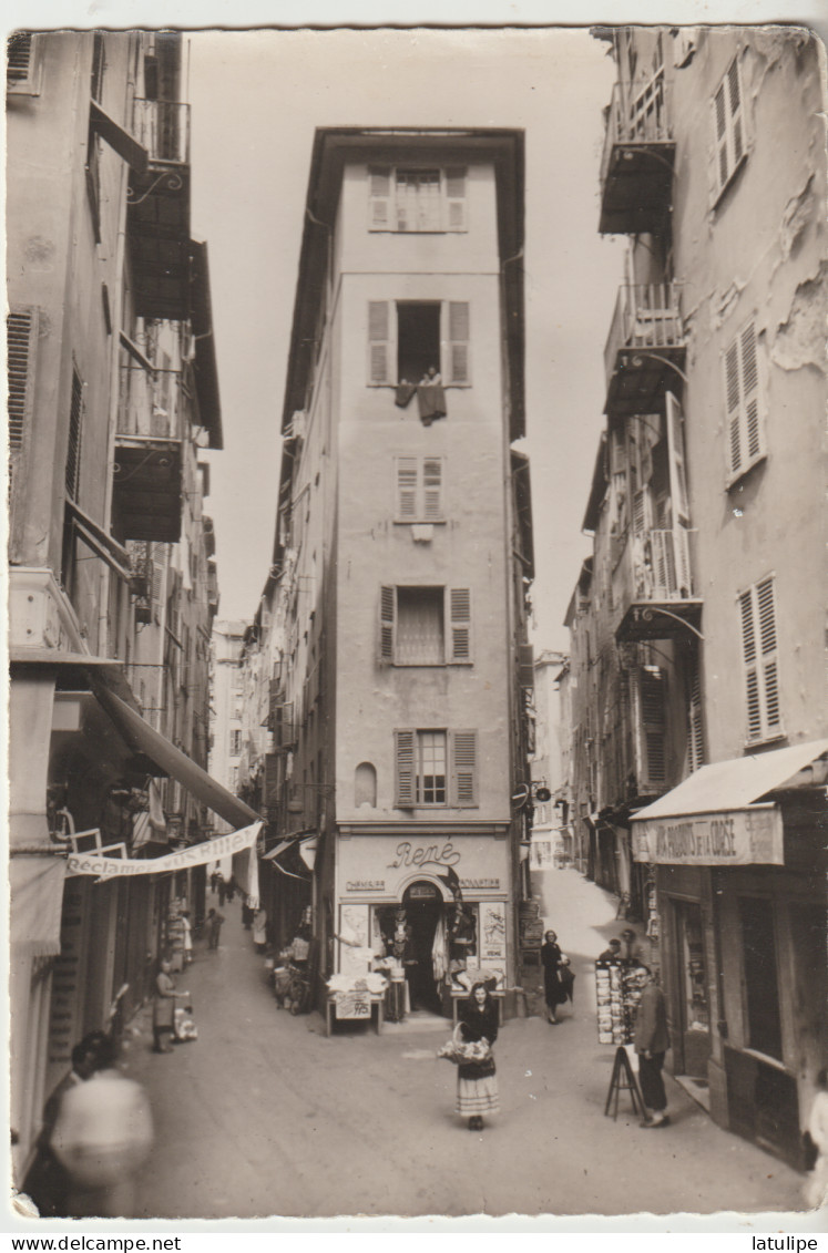 Nice 06  G F Non Circulée Coin Pittoresque Dans La Vieille Ville  -Rue Animée-Au Produits De La Corse Chemisier-Charcuti - Vida En La Ciudad Vieja De Niza