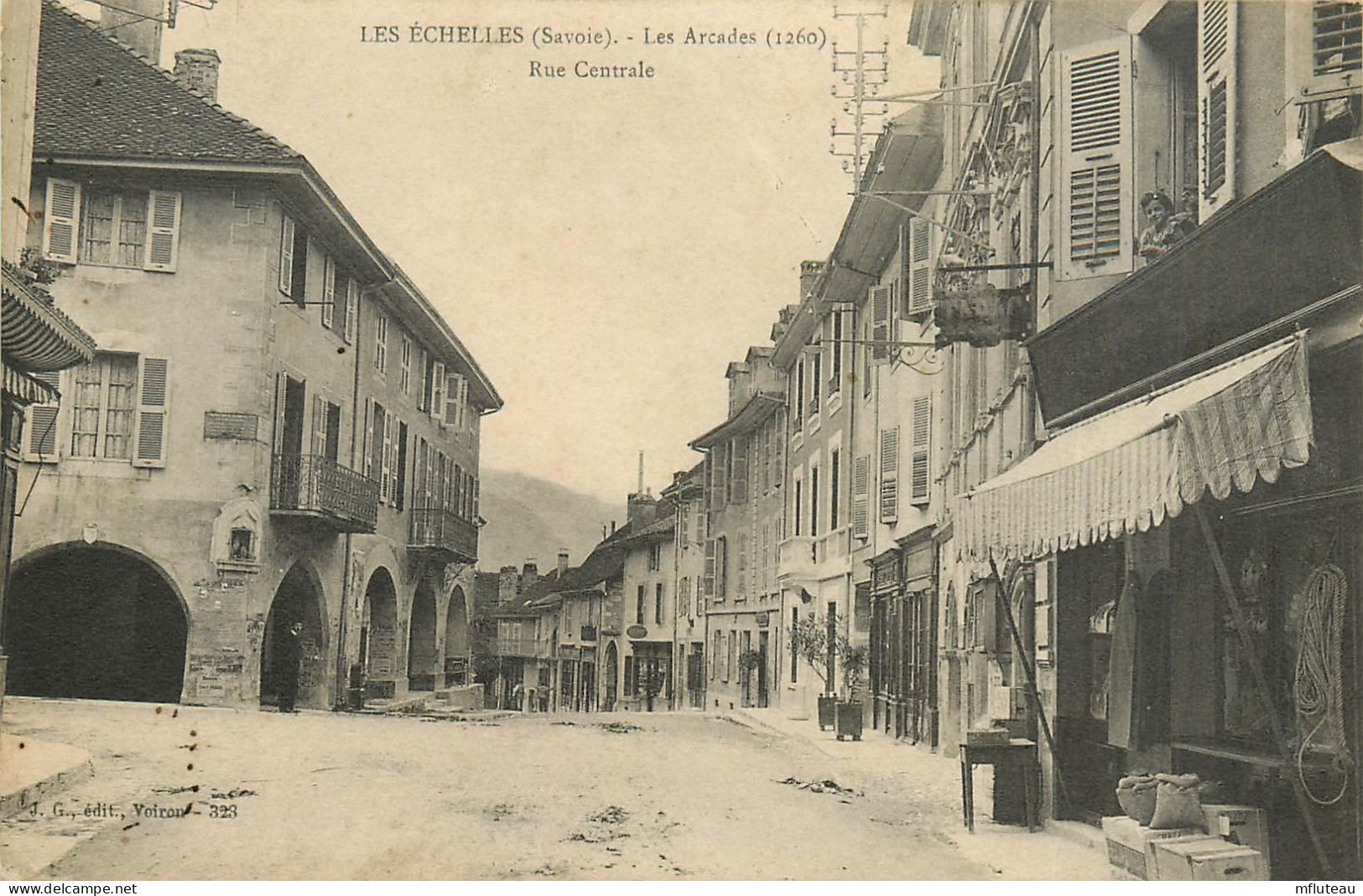 73* LES ECHELLES  Rue Centrale – Arcades           RL26,1674 - Les Echelles