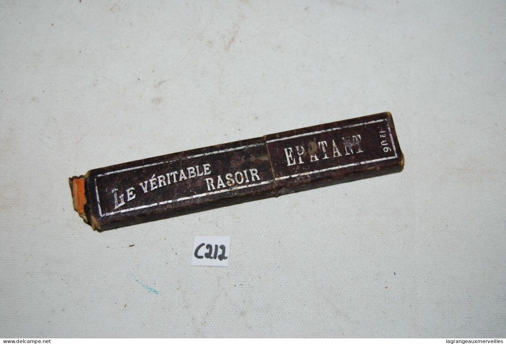 C212 Ancien Rasoir Coupe Choux - Mons - Rob Leclercq - Razor Blades