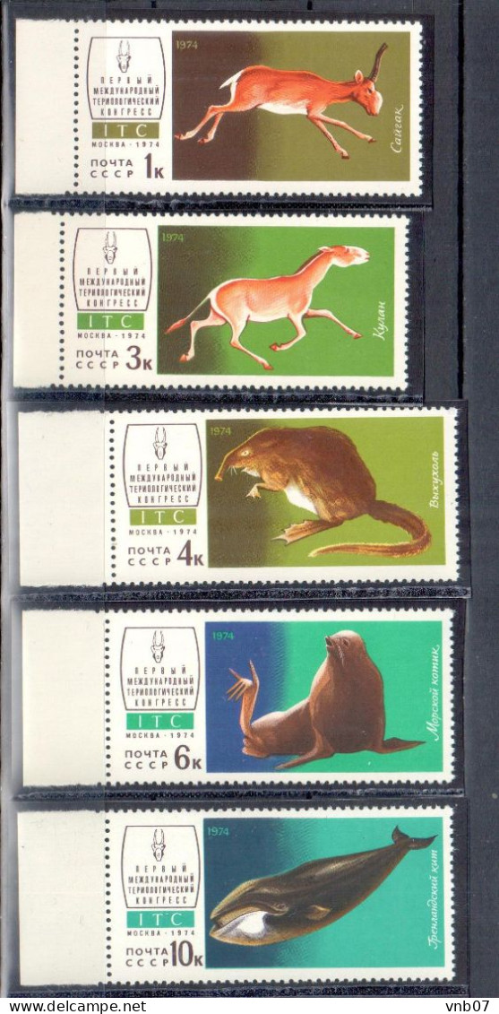 Russia USSR, 1974, Sc#4196-4200, Mi#4238-4242. Fauna Of USSR.  MNH. - Nuovi