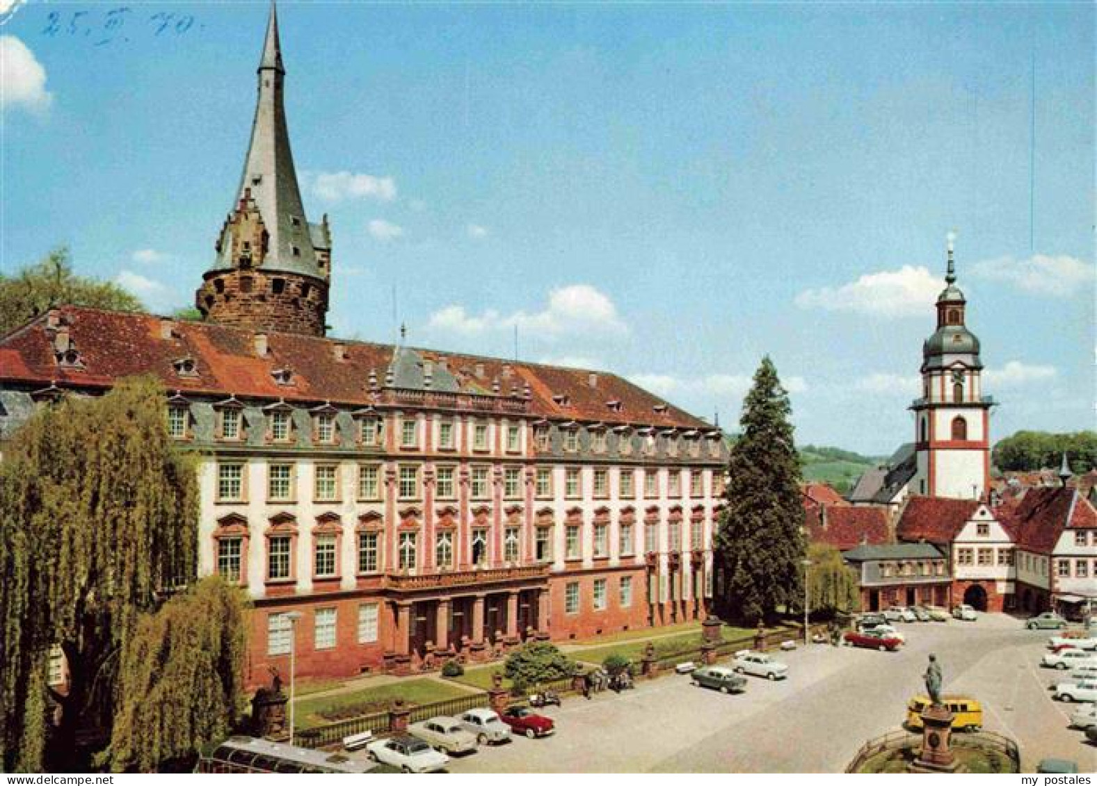 73968112 Erbach_Odenwald Marktplatz Mit Graeflichem Schloss Rathaus Kirche - Erbach