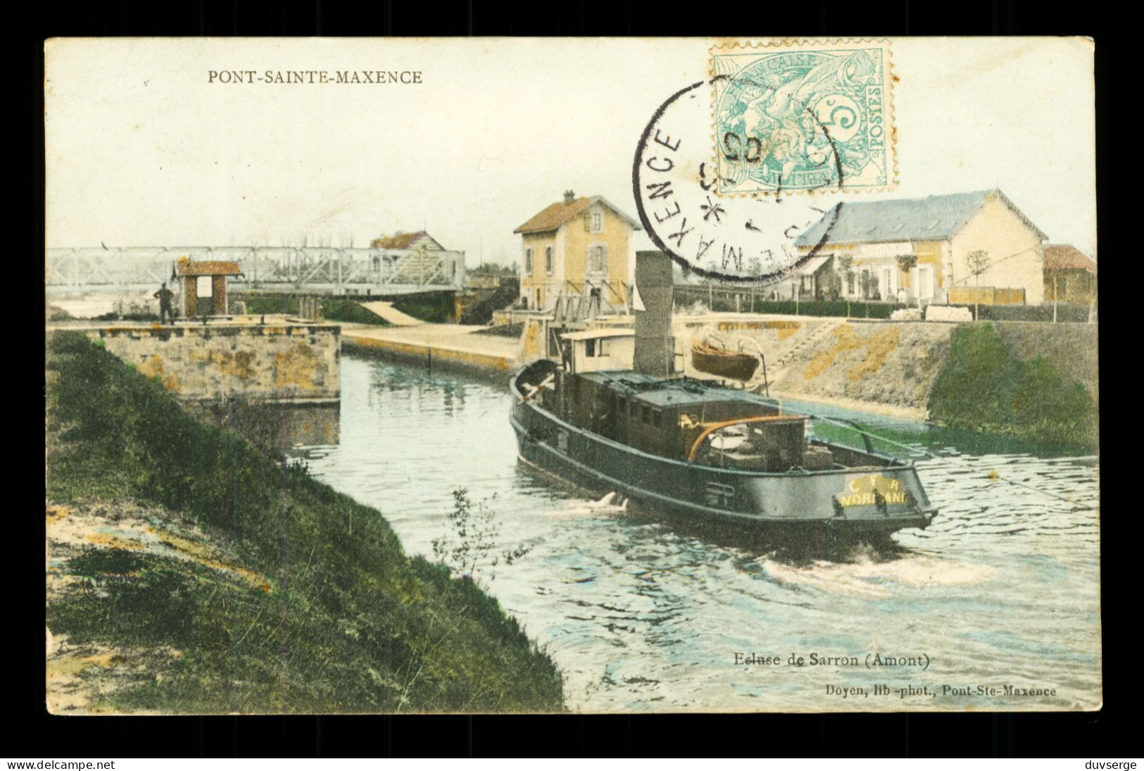 60 Oise Pont Saint Maxence Remorqueur " C.F.R. Normand " Dans L ' Ecluse De Sarron - Tugboats