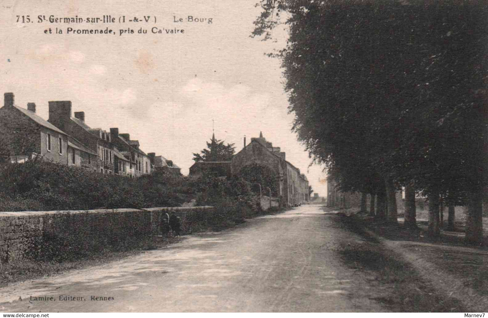 35 Ille Et Vilaine - CPA - St Saint GERMAIN Sur Ille - Le Bourg Et La Promenade Pris Du Calvaire -  1933 - Saint-Germain-sur-Ille
