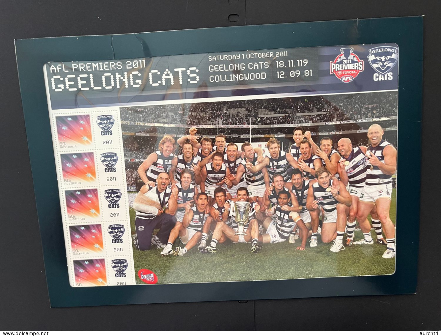 31-3-2024 (large) Australia -  Football AFL - Geelong Cats (large In Pack) Sheetlet 10 Mint Personalised Stamp - Presentation Packs