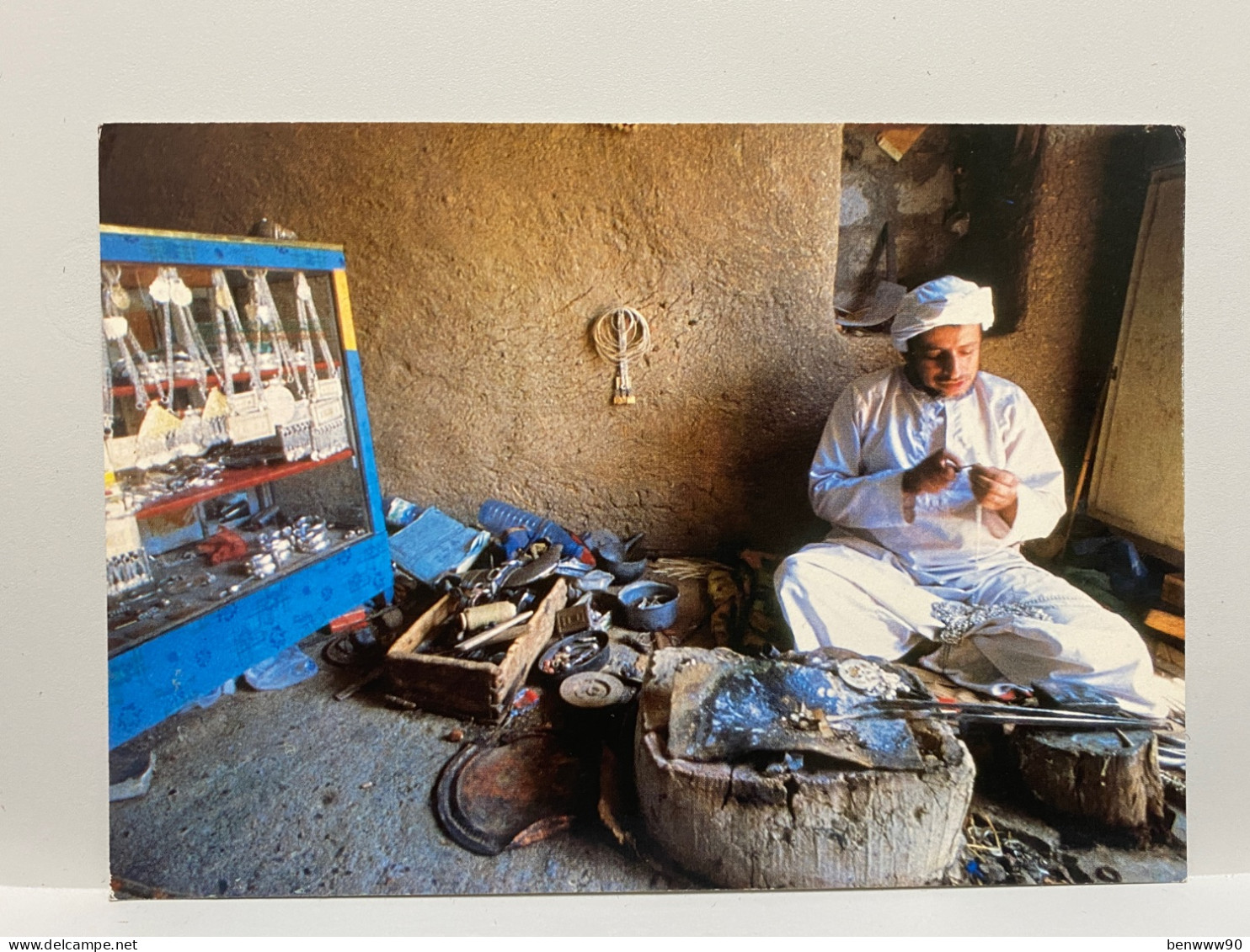 Silversmith In The Suq, Sultanate Of Oman Postcard - Oman