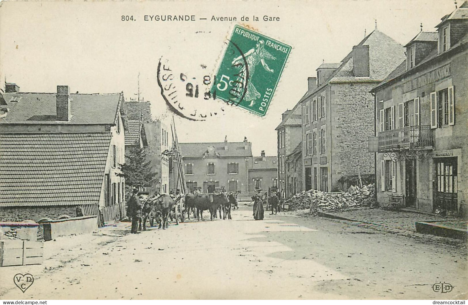19 EYGURANDE. Attelages Boeufs Et Restaurant Avenue De La Gare Vers 1915 - Eygurande
