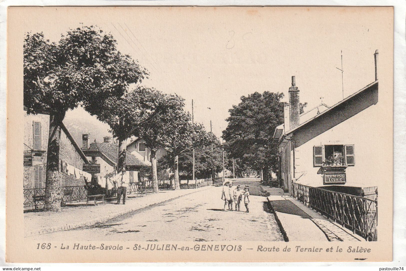 CPA :  14 X 9  -  St-JULIEN-en-GENEVOIS  -  Route  De  Ternier  Et  Le  Salève - Saint-Julien-en-Genevois