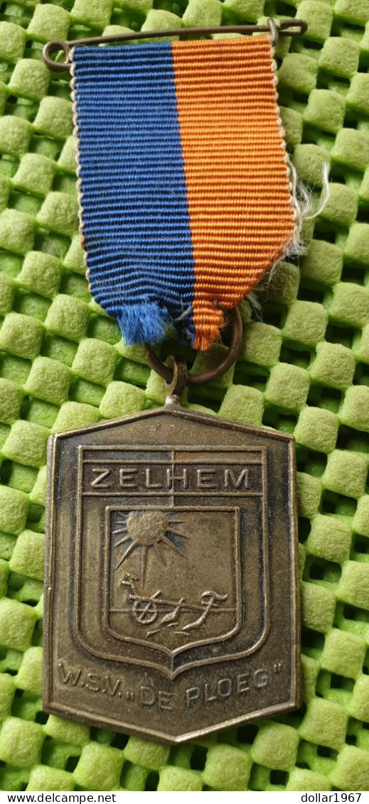 Medaile :    W.S.V. De Ploeg Zelhem. -  Original Foto  !!  Medallion  Dutch - Autres & Non Classés