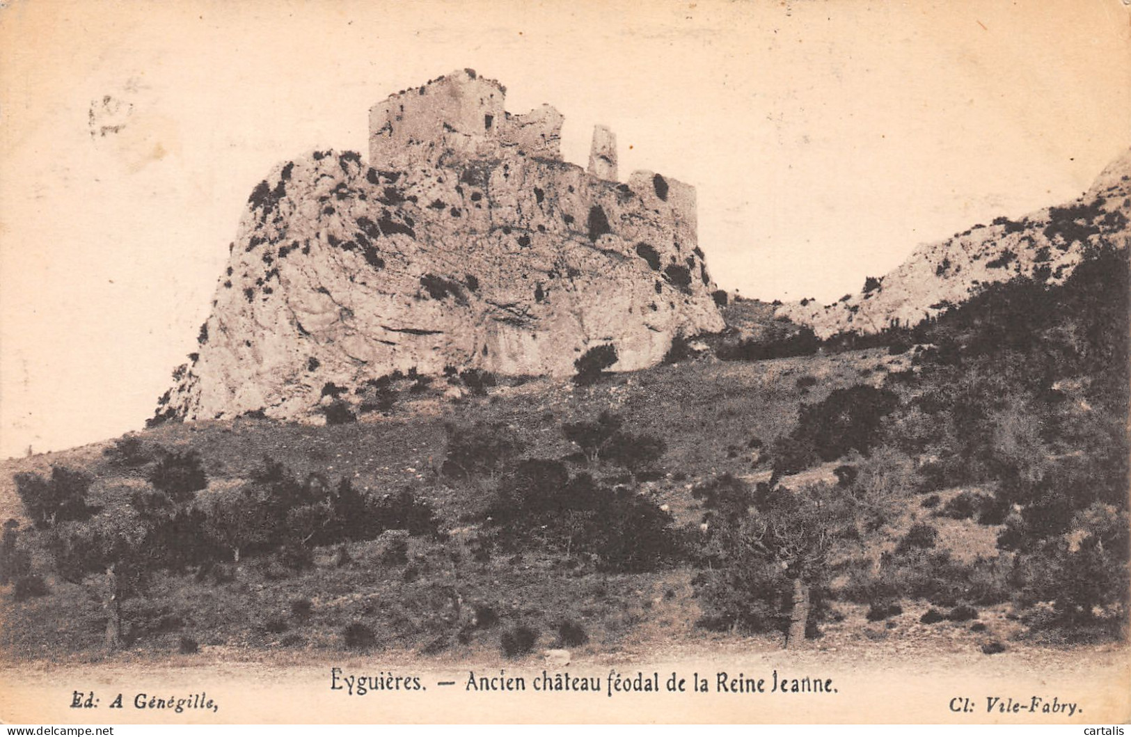 13-EYGUIERES-N°3897-E/0005 - Eyguieres