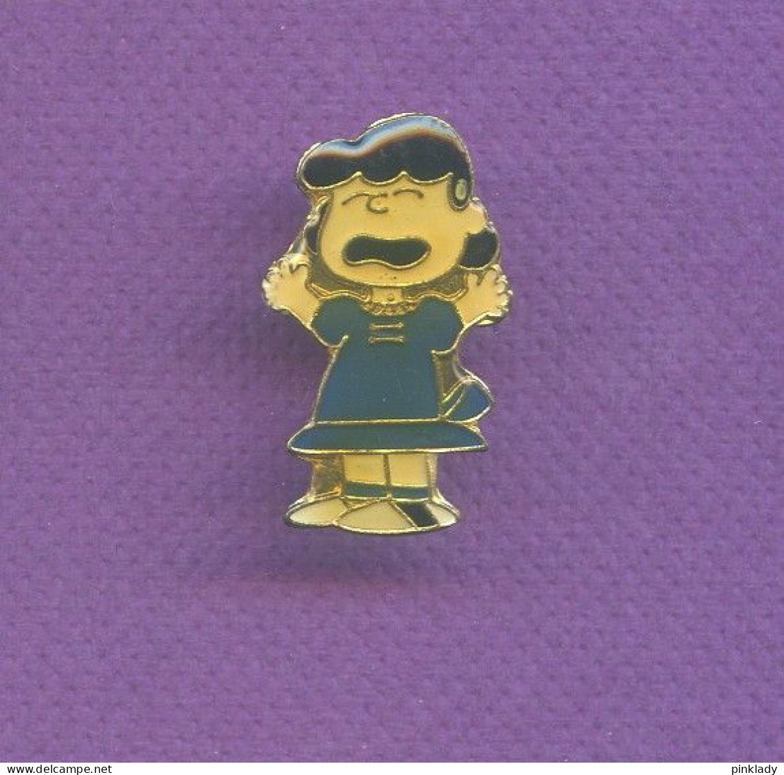 Rare Pins Lucy Bd Charlie Brown Snoopy Q751 - Fumetti