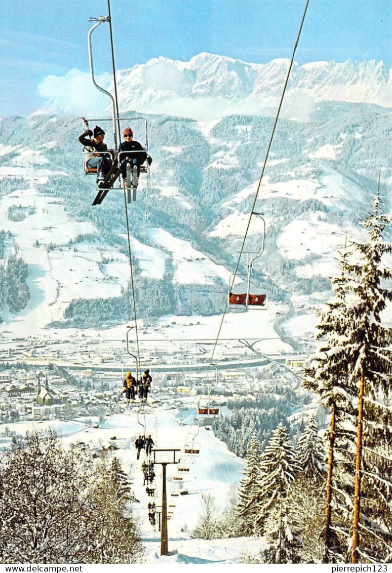 Sankt Johann Im Pongau - Vue Le Téléphérique Et La Station - St. Johann Im Pongau