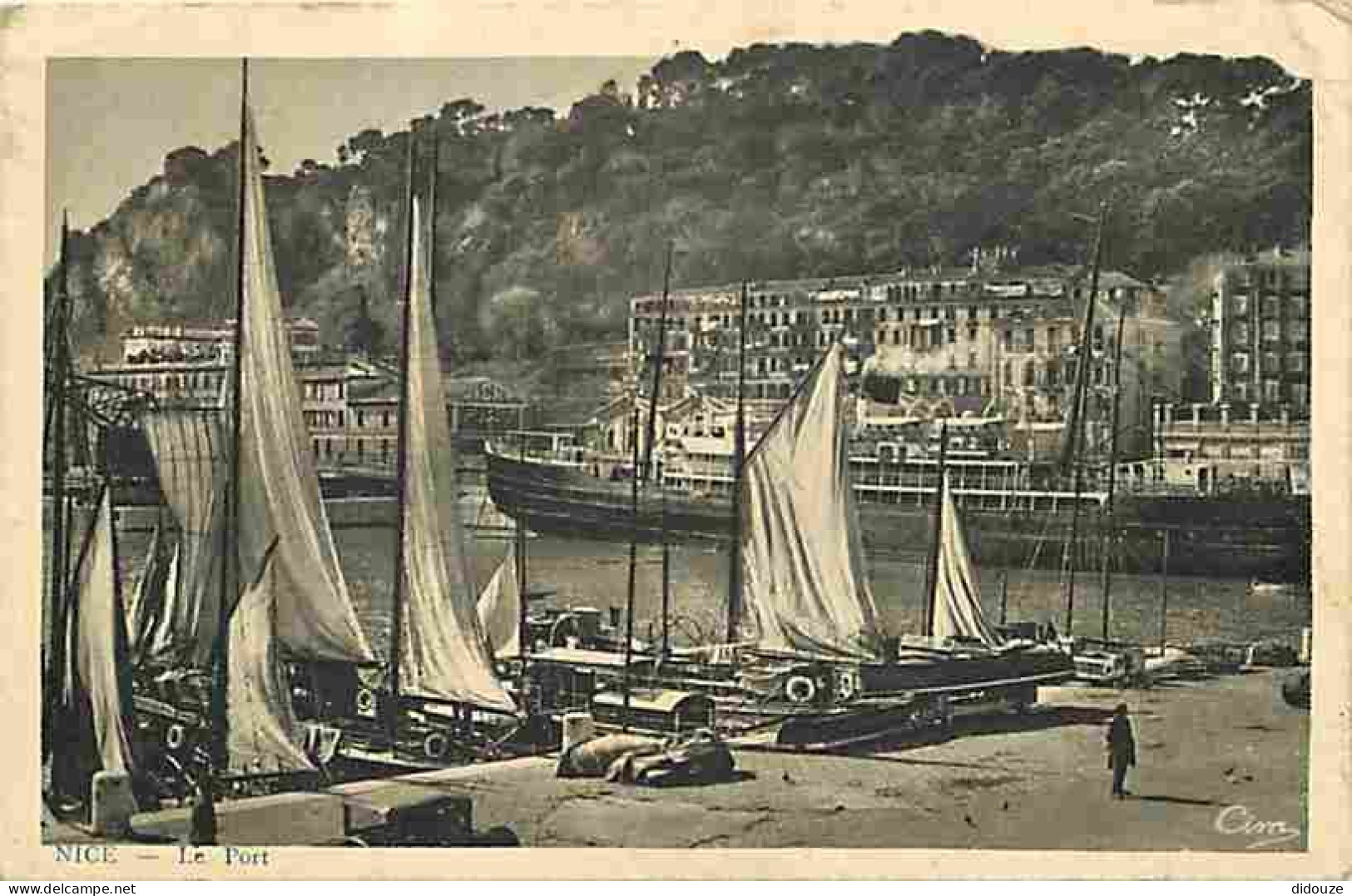 06 - Nice - Le Port - Animée - Bateaux - Oblitération Ronde De 1935 - Flamme Postale - Correspondance - CPA - Voir Scans - Navigazione – Porto