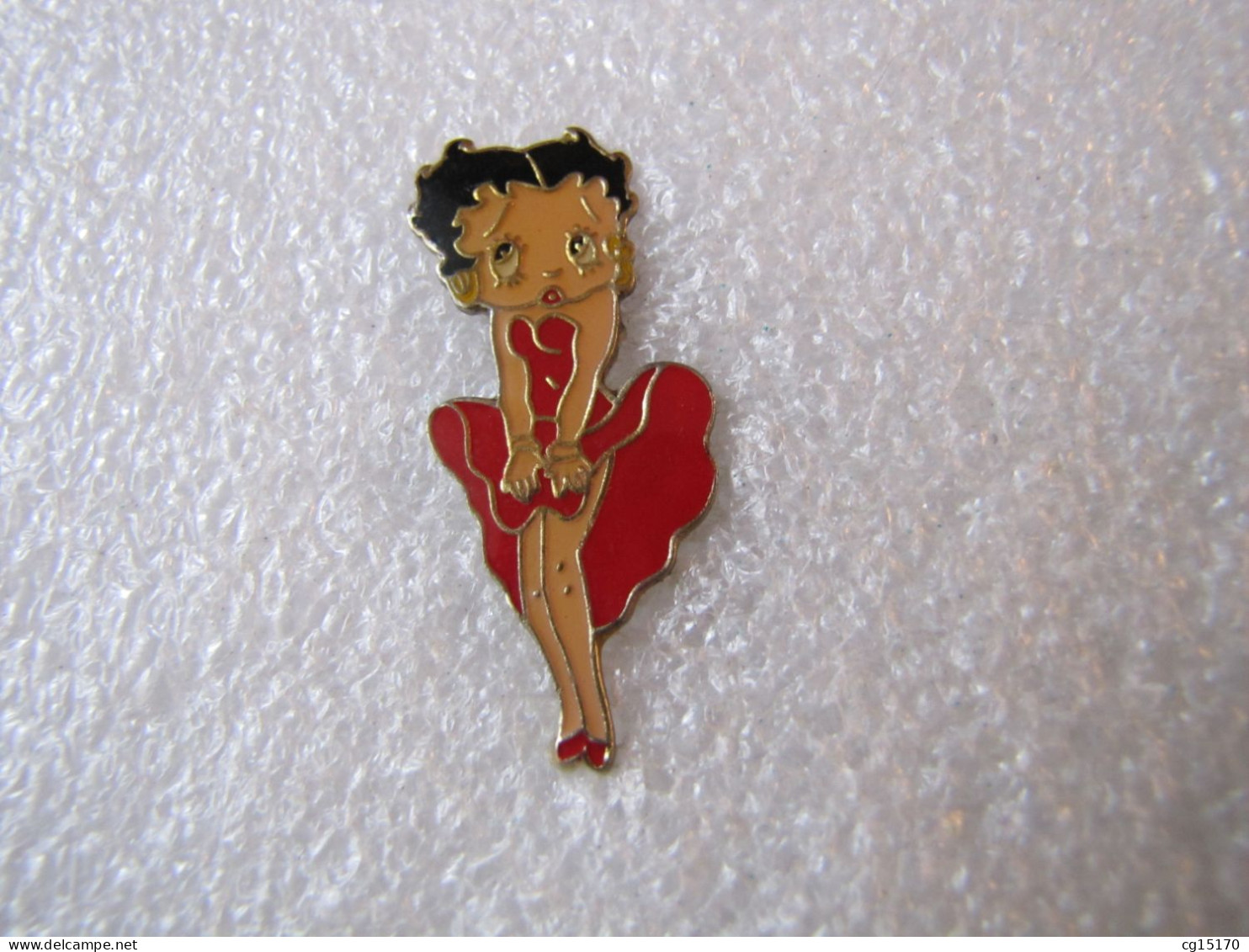 PIN'S    BD  BETTY  BOOP - Comics