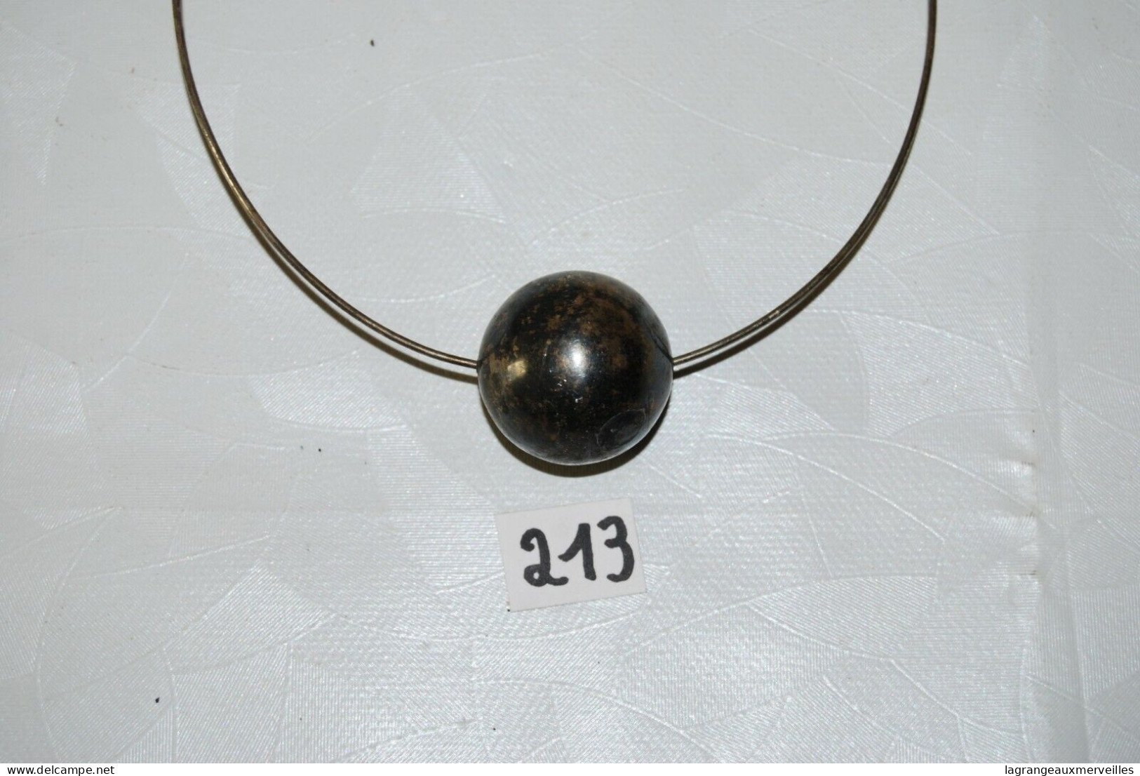 C213 Bijou - Collier Ras De Cou - Necklaces/Chains