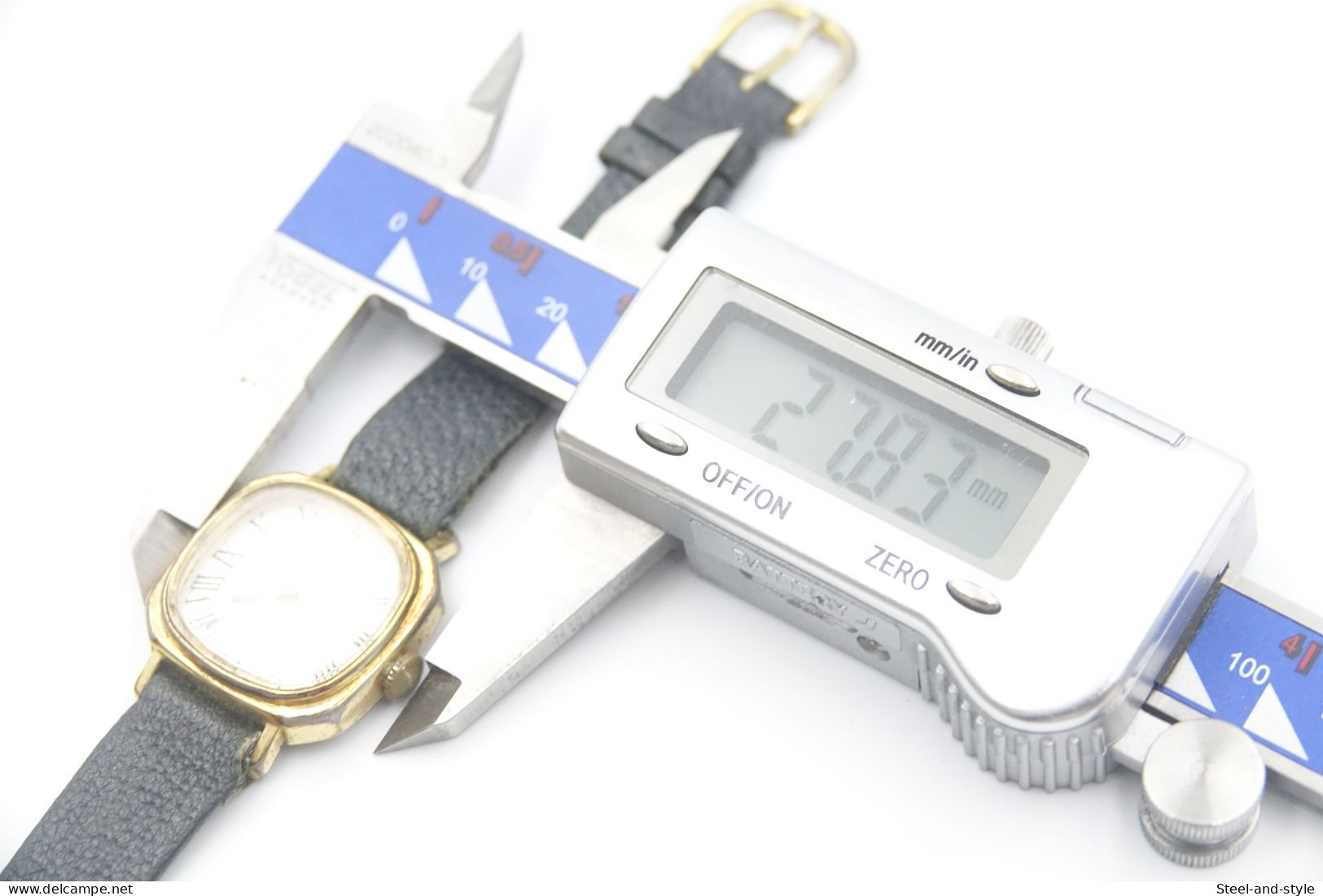 Watches : TIMEX HAND WIND - Original - Running- 1970 's - Excelent Condition - Designeruhren