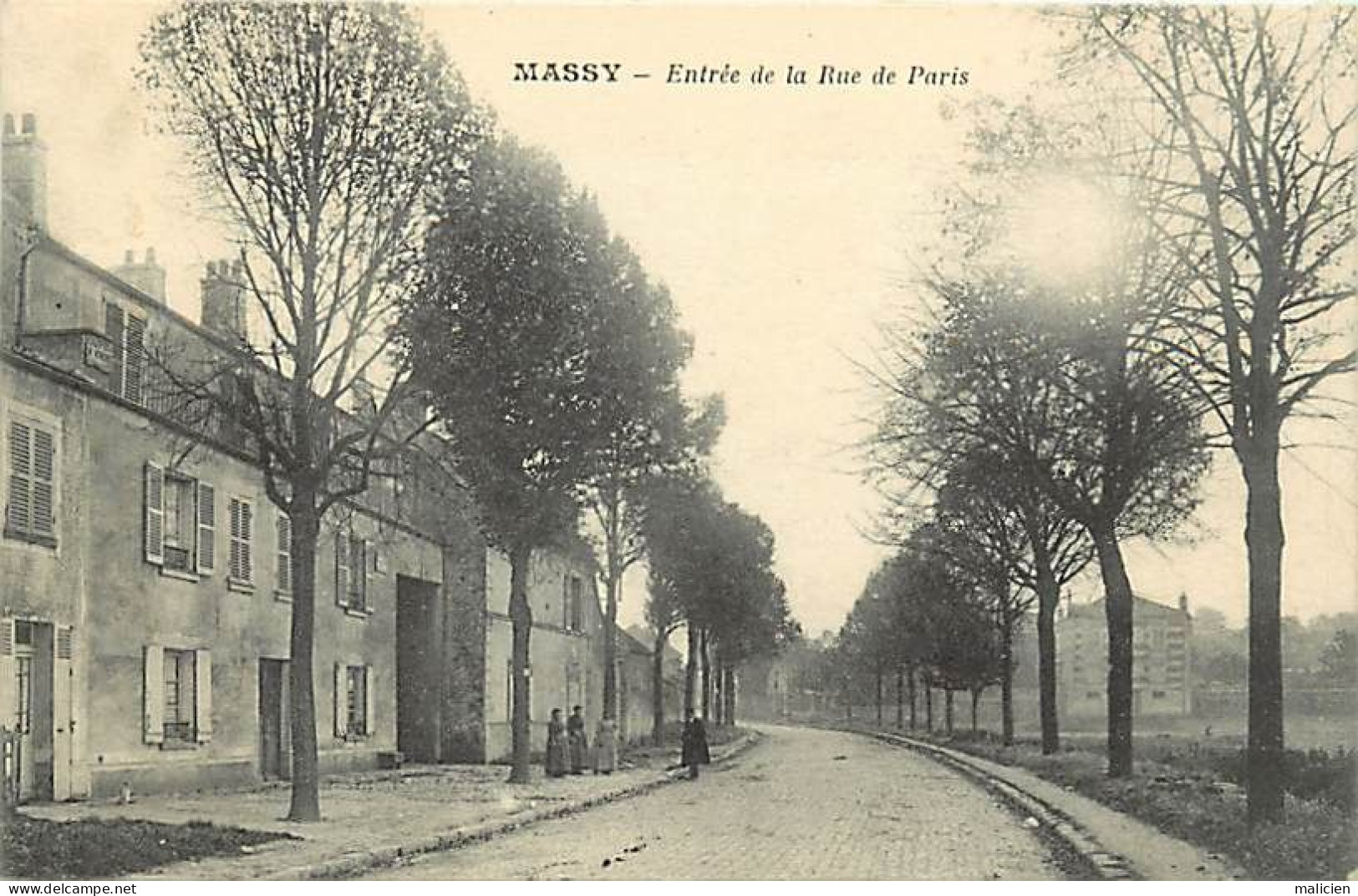 - Dpts Div.-ref-BM840- Essonne - Massy - Entrée De La Rue De Paris - - Massy