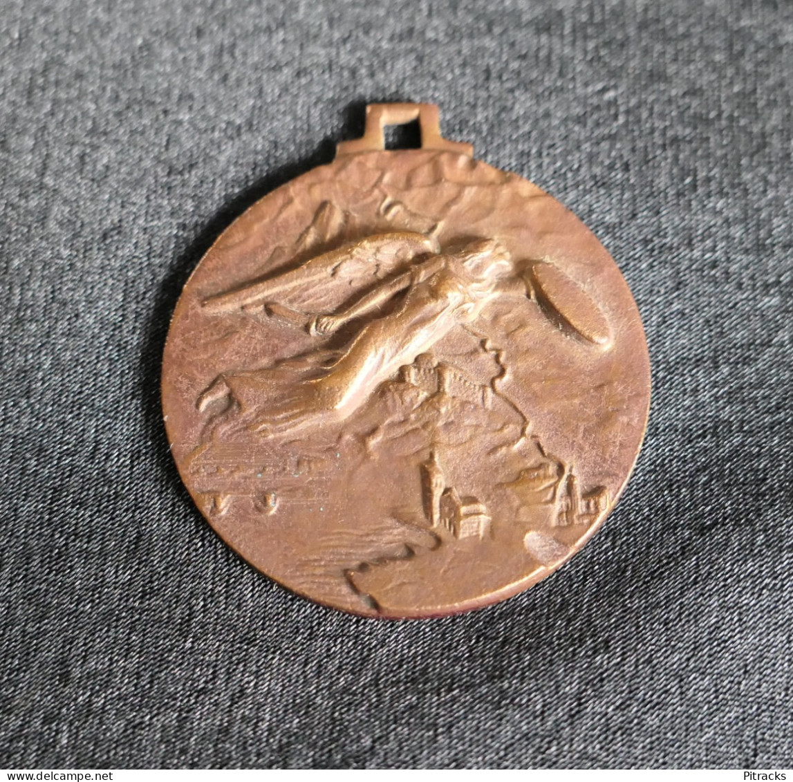 Médaille Commémorative De La 2e Armée Italienne graveur "APPER" "2a ARMATA" Et ""OLTRE LA META" - Autres & Non Classés