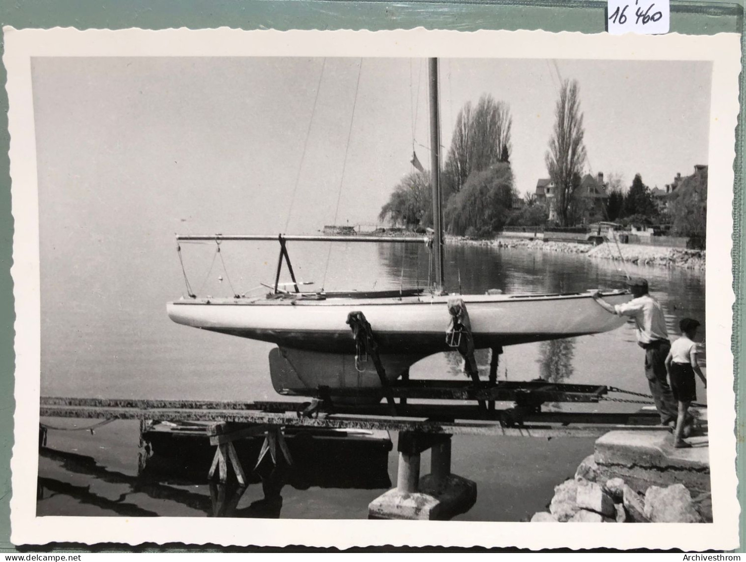 Pully, Bord Du Lac Léman - Petit Voilier Hors De L'eau - Années 1950 (16'460) - Renens