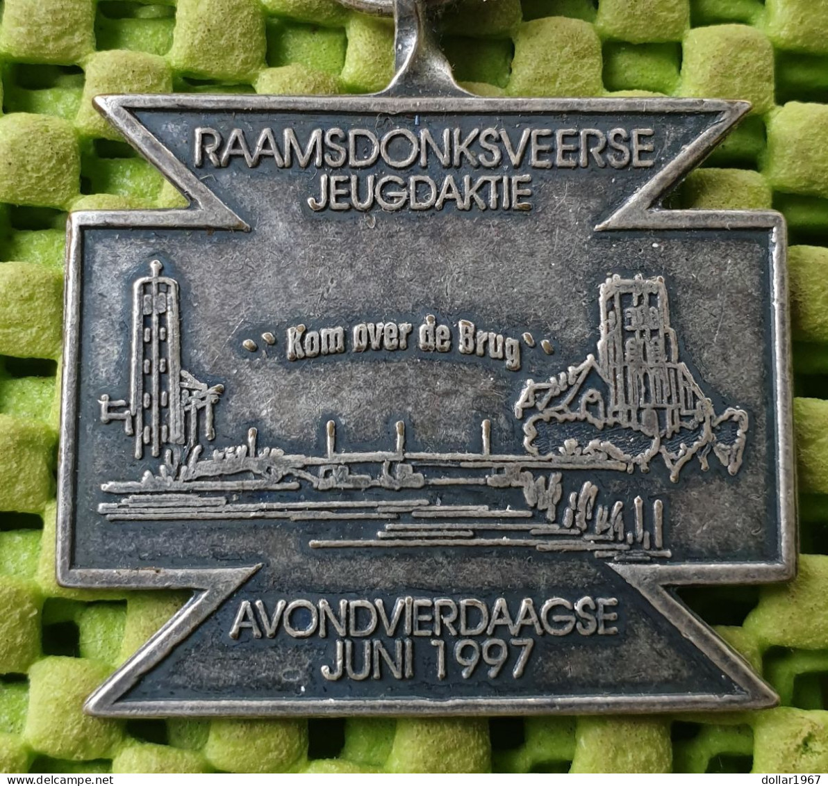 Medaile :   Avondvierdaagse Raamsdonksveer , Juni 1997 . -  Original Foto  !!  Medallion  Dutch - Sonstige & Ohne Zuordnung