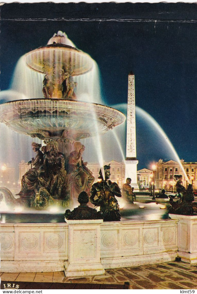 Paris - Place De La Concorde Illuminée - París La Noche