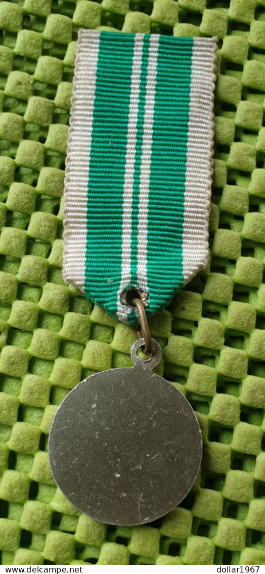 Medaile : T ' Lestogenblik Ginneken 1987 ( Breda )  . -  Original Foto  !!  Medallion  Dutch - Autres & Non Classés