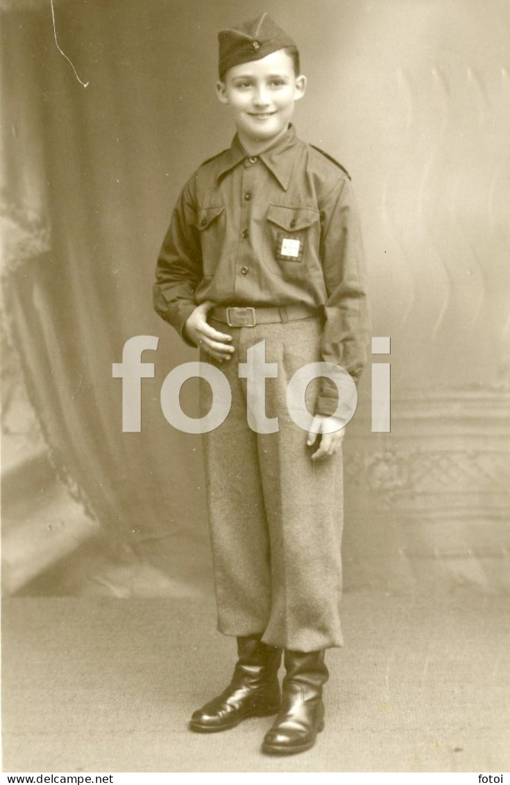 1938 REAL STUDIO PHOTO POSTCARD BOY MOCIDADE PORTUGUESA UNIFORM PORTO PORTUGAL FOTO SALVADOR - Uniformi