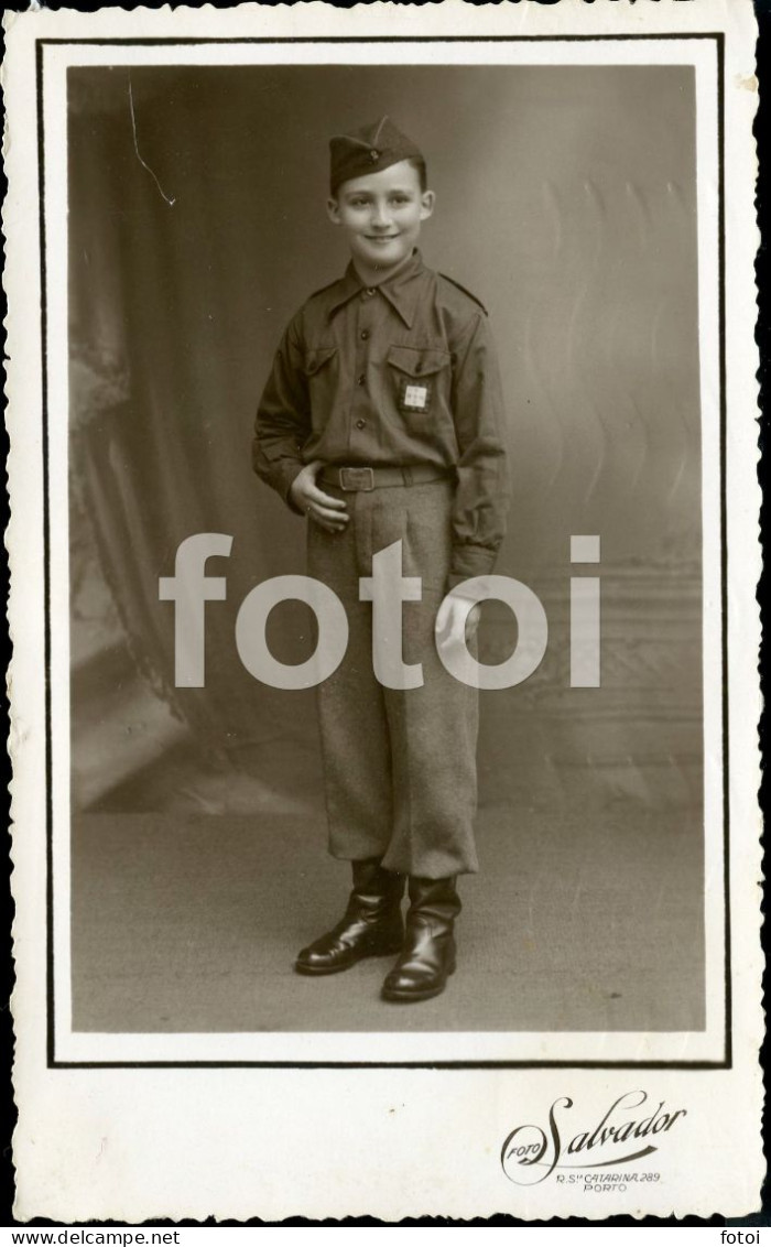 1938 REAL STUDIO PHOTO POSTCARD BOY MOCIDADE PORTUGUESA UNIFORM PORTO PORTUGAL FOTO SALVADOR - Uniformi