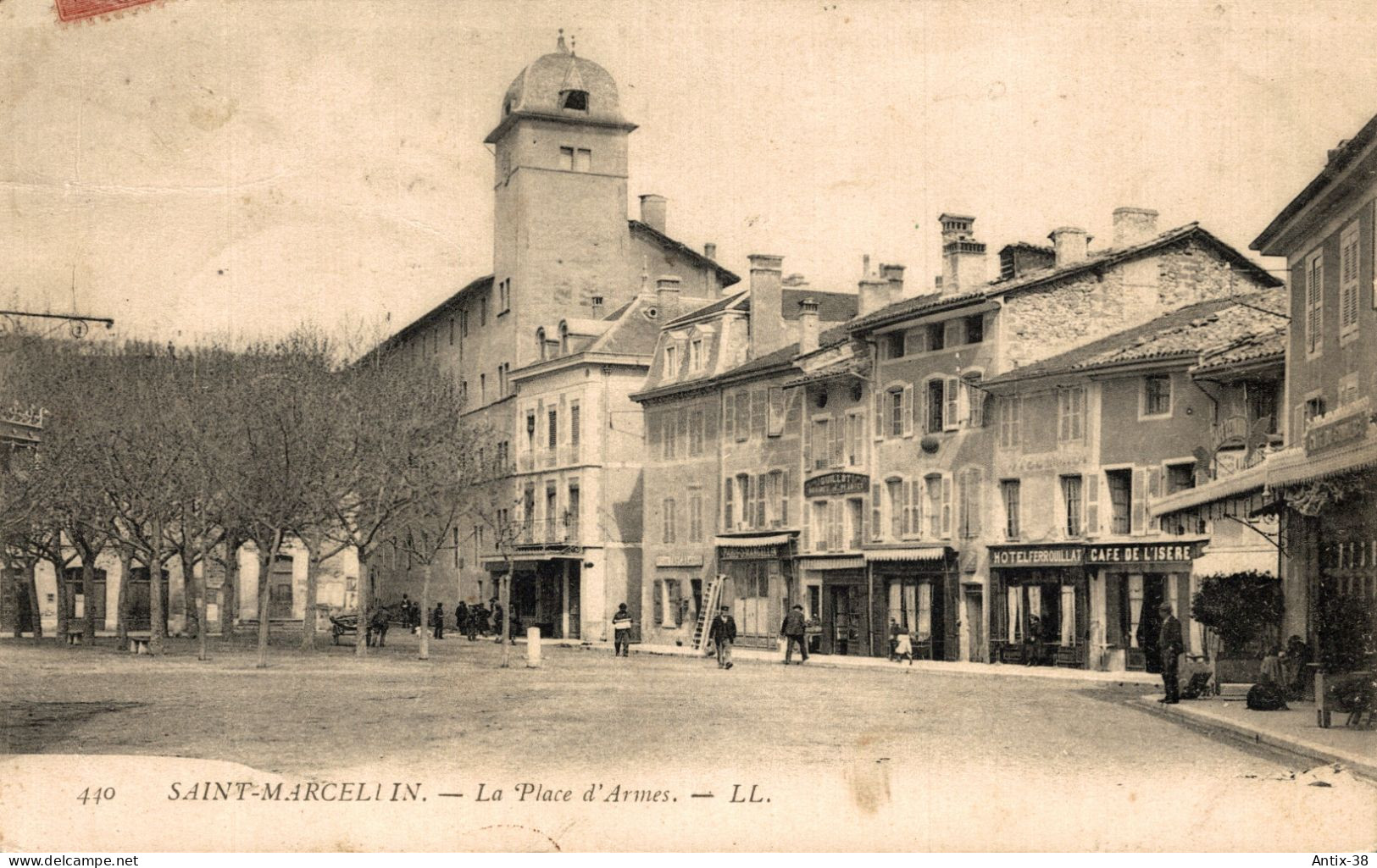 N53 - 38 - SAINT-MARCELLIN - Isère - La Place D'Armes - Saint-Marcellin