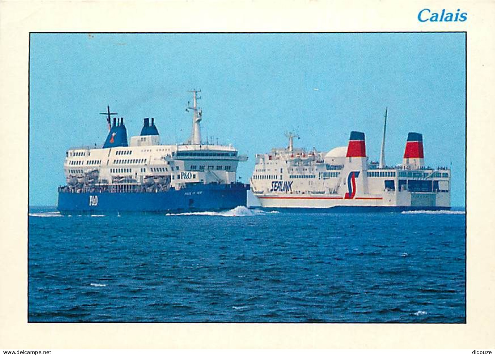 Bateaux - Ferries - Calais - Les Ferries Pride Of Kent Et Fiesta Se Croisant à L'entrée Du Port - P&O - Sealink - CPM -  - Ferries