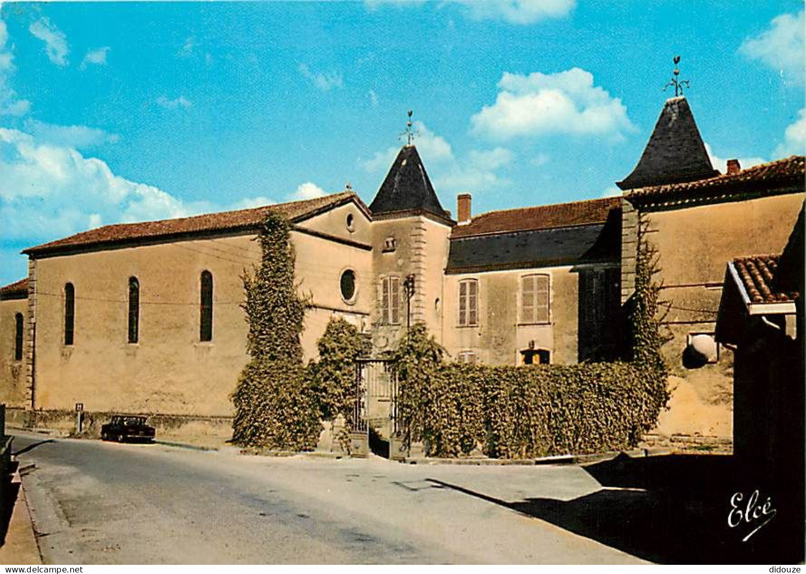 33 - Bazas - Entrée De L'Hôpital Hospice De Bazas. A Gauche, La Chapelle - CPM - Voir Scans Recto-Verso - Bazas