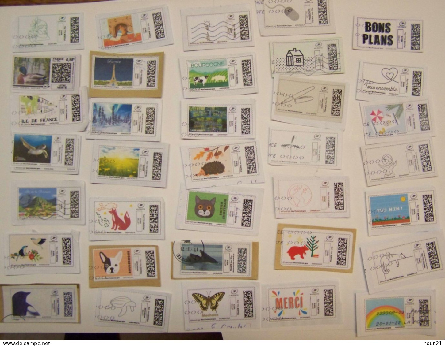 Lot 70 Affranchissements Mon Timbre En Ligne Oblitérés Sur Fragments D'enveloppes. - Printable Stamps (Montimbrenligne)