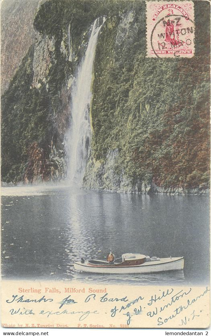 New Zealand - Sterling Falls - Milford Sound - New Zealand