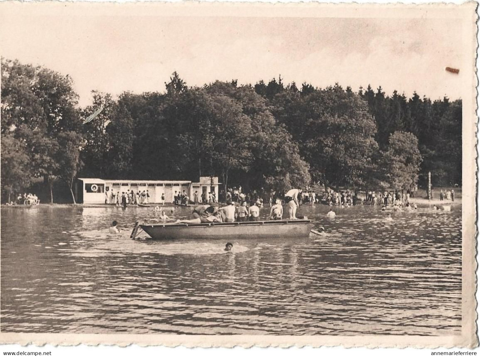 LAC DE VIRELLES Bains Et Plongeoir - Chimay