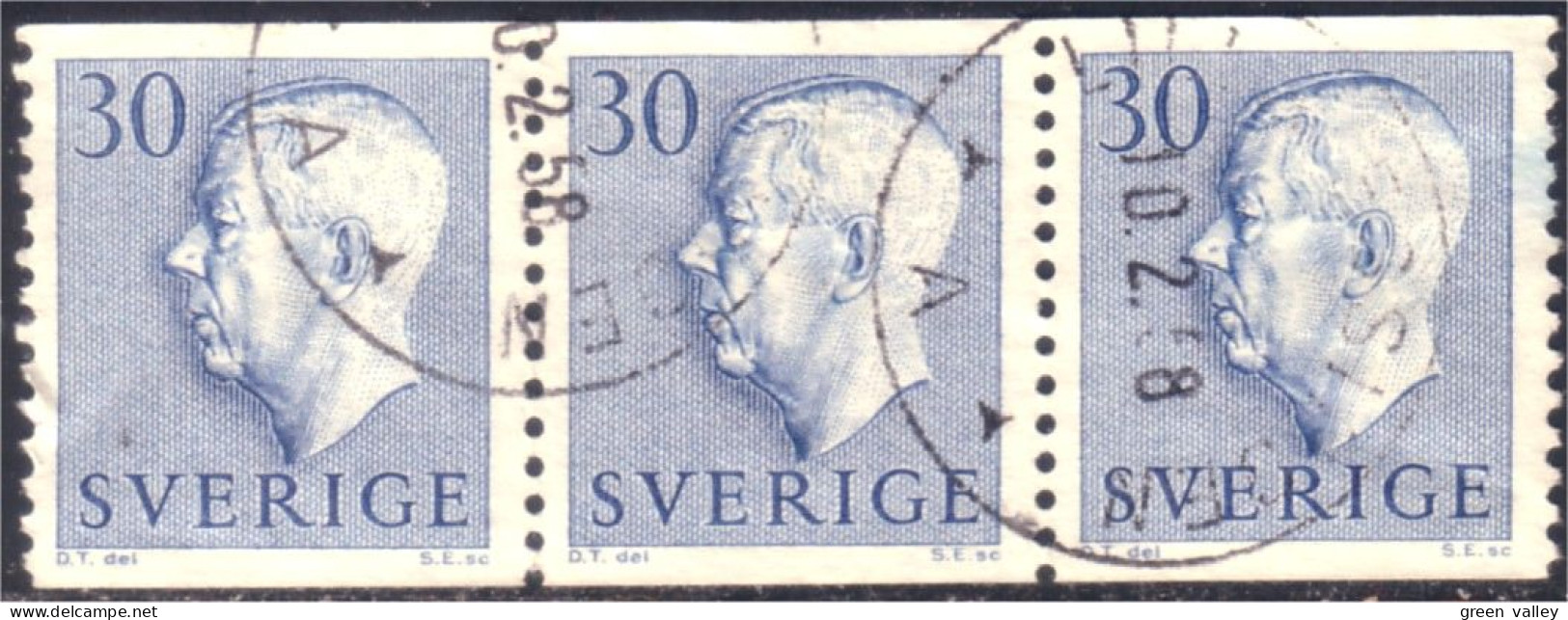 840 Sweden 1951 Gustav VI Adolph 30o Bleu Strip Bande 3 (SWE-326) - Used Stamps