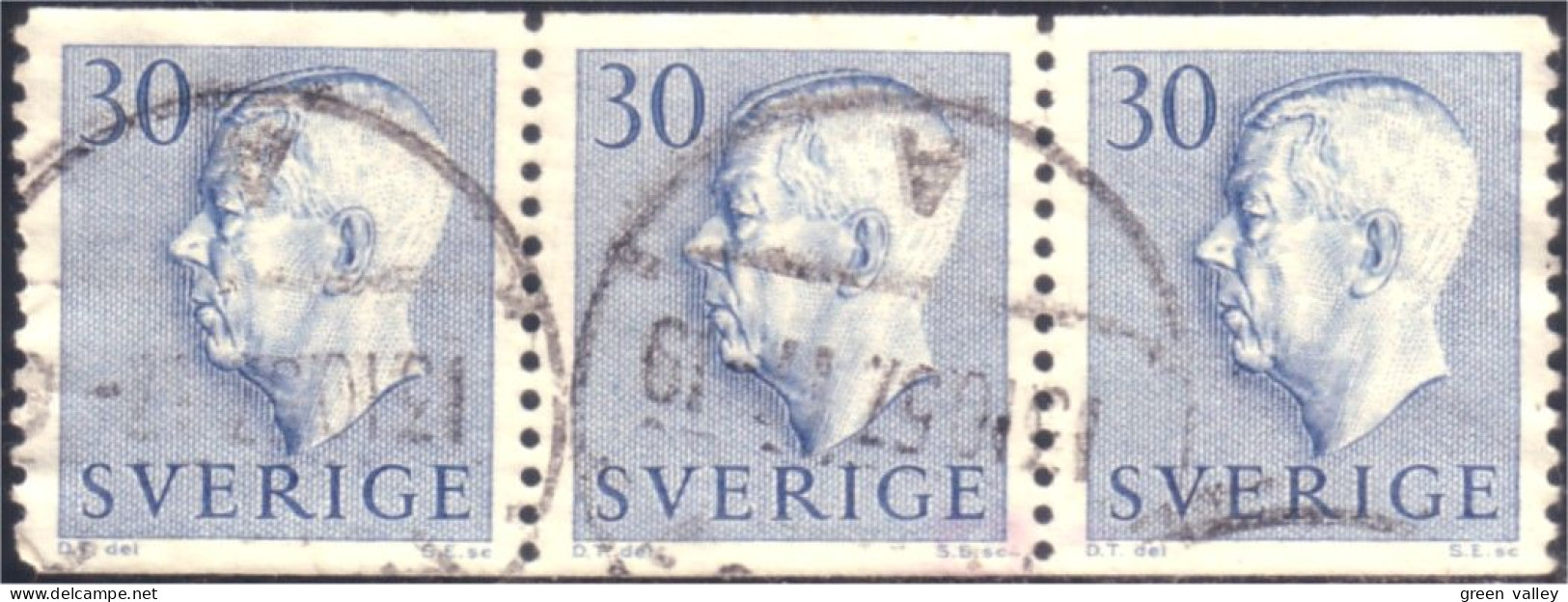840 Sweden 1951 Gustav VI Adolph 30o Bleu Strip Bande 3 (SWE-325) - Gebraucht