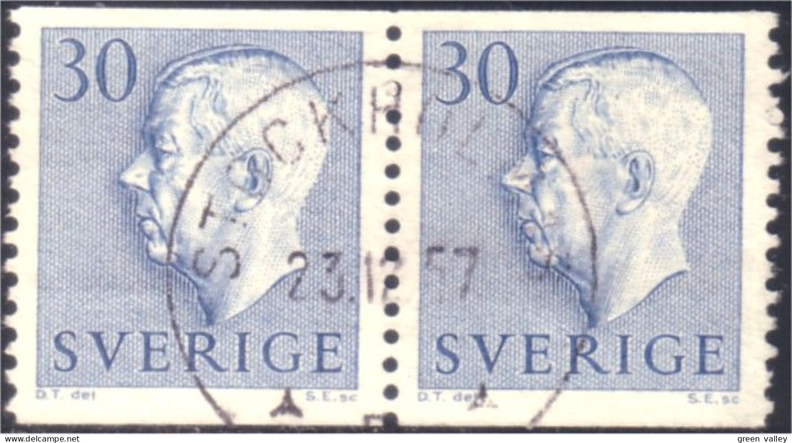 840 Sweden 1951 Gustav VI Adolph 30o Bleu Paire (SWE-323) - Gebruikt