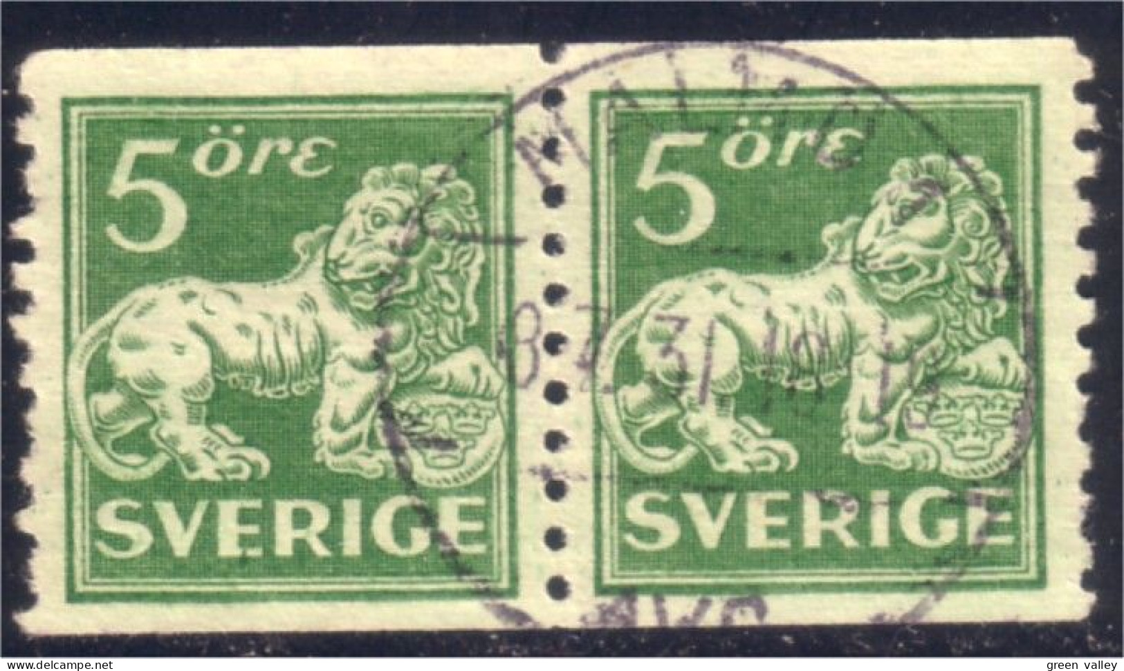 840 Sweden Lion Arms 5o Vert Green Paire Pair (SWE-97) - Used Stamps