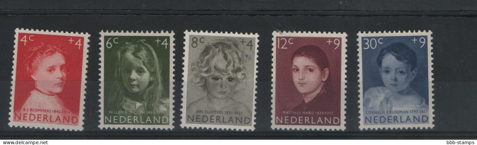 Niederlande Michel Cat.No. Mnh/** 707/711 - Unused Stamps