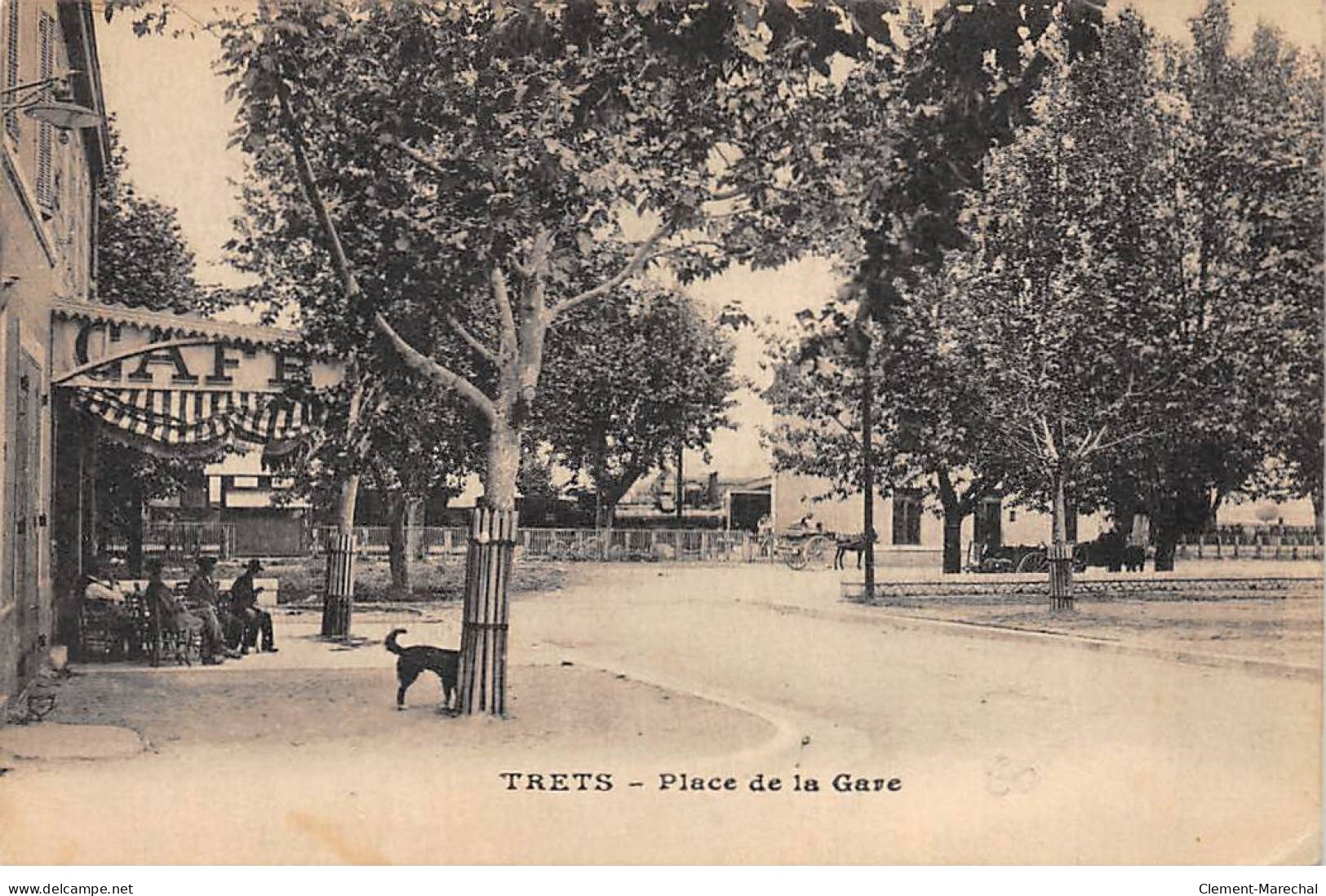 TRETS - Place De La Gare - Très Bon état - Trets