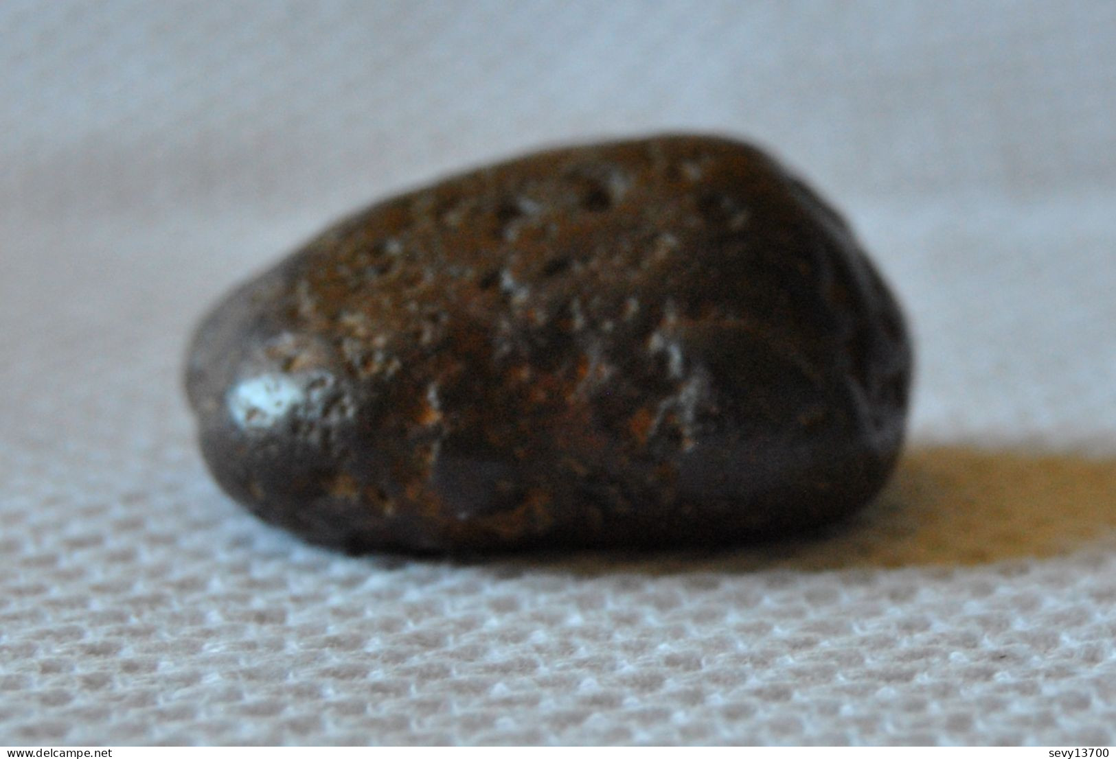 Roche Oxyde De Fer Roulé, Chondrite Ou Hématite ? Trouvée Dans Le Gard De 27 Grammes - Mineralien